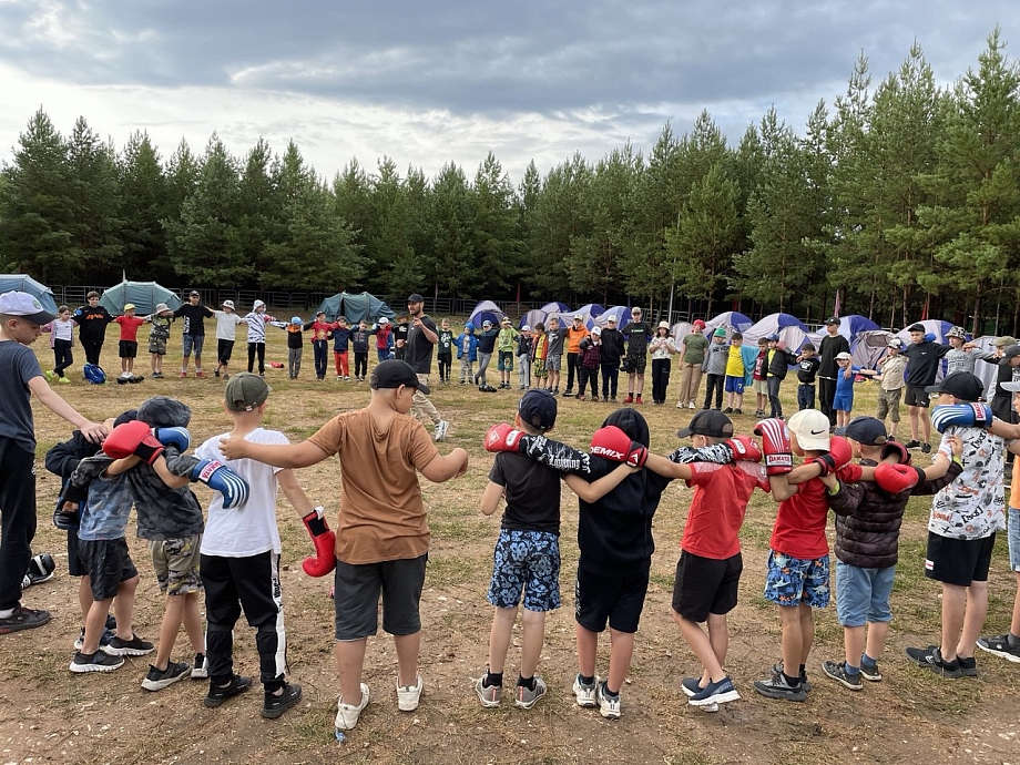 Дамир Хуснутдинов: «Успехи ребенка, в том числе спортивные, зарождаются в семье» Дамир Хуснутдинов: «Успехи ребенка, в том числе спортивные, зарождаются в семье»