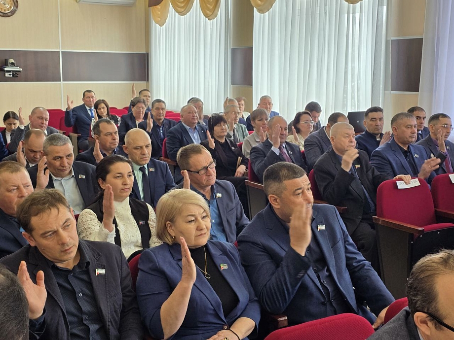 Райсовет Актанышского района досрочно сложил полномочия замглавы Габдулхаева