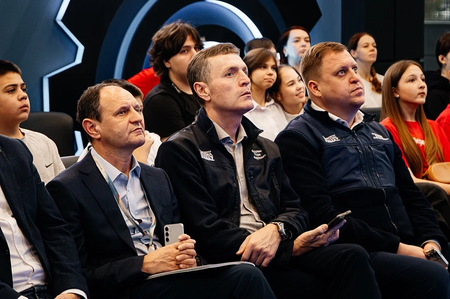 «На самом деле подобные авто разрабатывают около пяти лет. «Атом» создается четвертый год – это нормально»