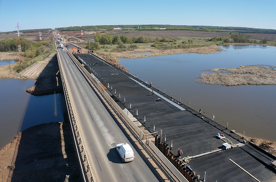 Дорожники приступили к строительству моста через реку в Мензелинском районе 