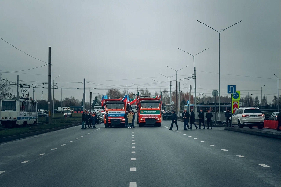 Магдеев после капитального ремонта открыл проспект Вахитова (фото)