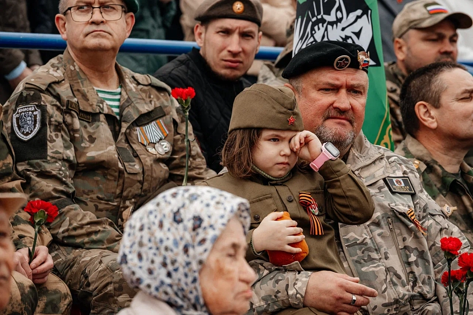 Фото: на парад Победы в Челнах собрались участники боевых действий разных лет 