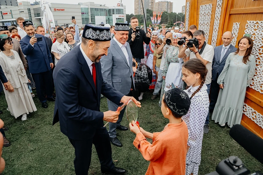 Фото: как встречали ВИП-гостей на Сабантуе в Челнах