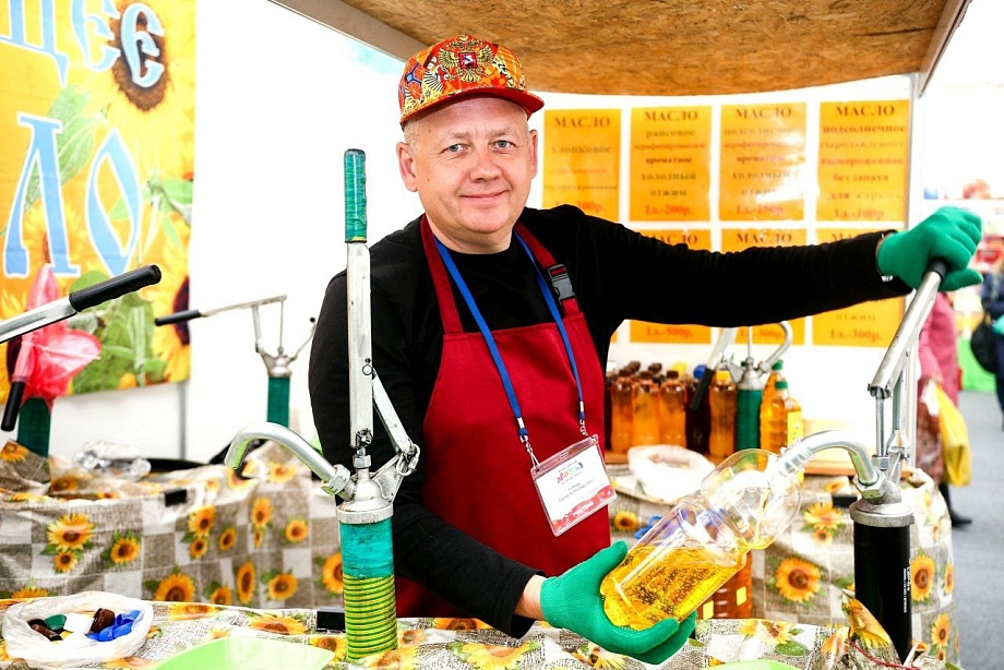 Народная, любимая, вкусная ярмарка в Набережных Челнах