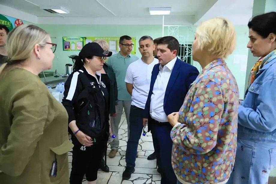Жертв нет: Беляев рассказал о помощи эвакуированным жителям Нижнекамска