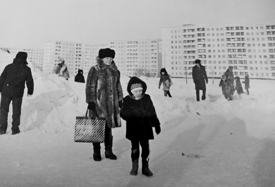 Зимние забавы: как дети проводили новогодние каникулы в советских Челнах 