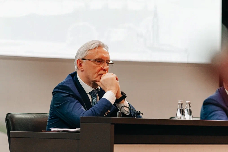 «При том объеме долга, простоев, непонимания, что может быть впереди, взяться за это можно было только сгоряча»