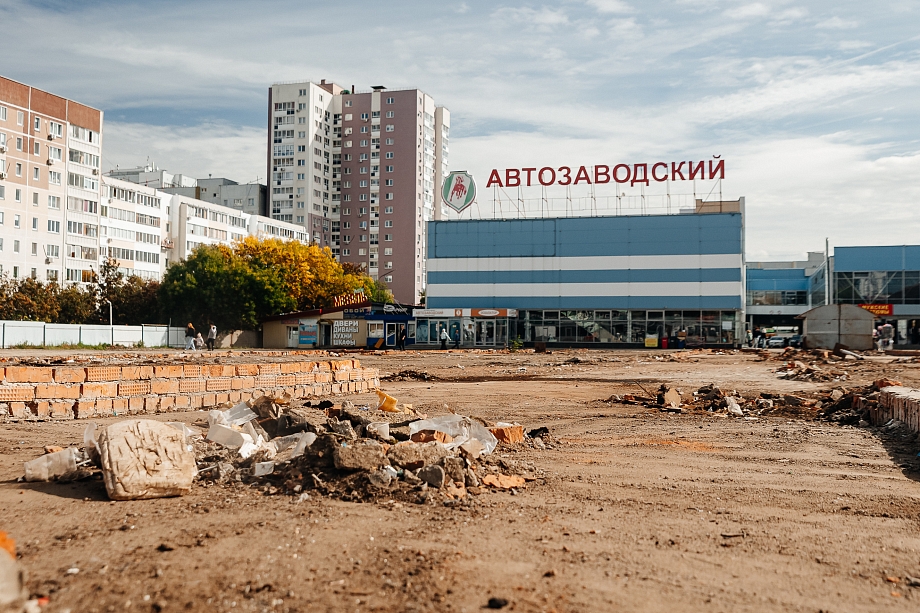 «Люди созрели: кто-то ушел в ТЦ, кто-то – в торговую галерею. Реконструкция будет, у нас есть проекты и желание»