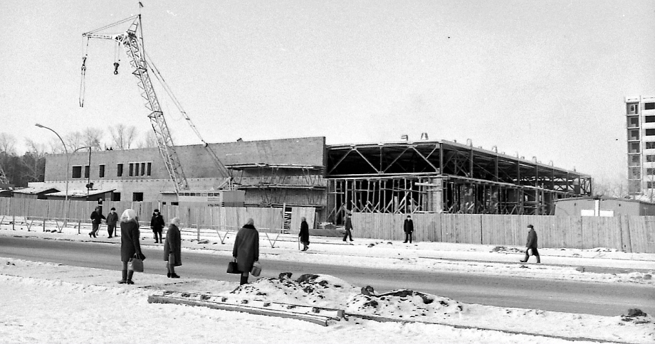 «Детский мир», Дом быта и универсамы – какими были ТЦ 70-х годов в Челнах