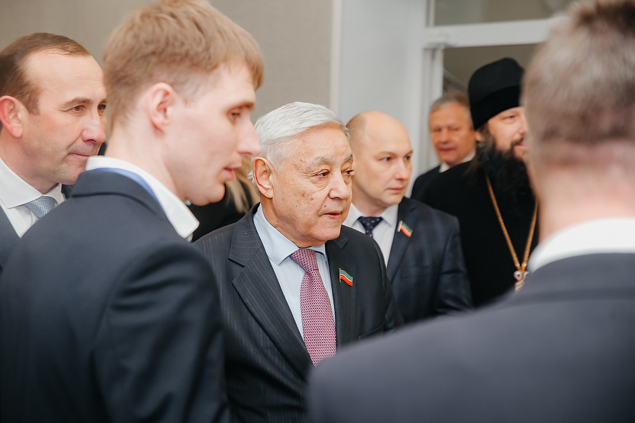 «Человек‑эпоха», «патриарх политики» – как Мухаметшина провожают с поста