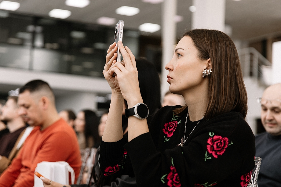 Дарина и «Диалог Авто»: каждый четвертый из вас будет ездить на гибриде Дарина и «Диалог Авто»: каждый четвертый из вас будет ездить на гибриде