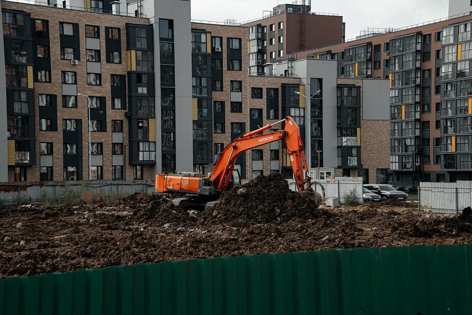 В Орловском поле приступили к строительству первого паркинга (фото)