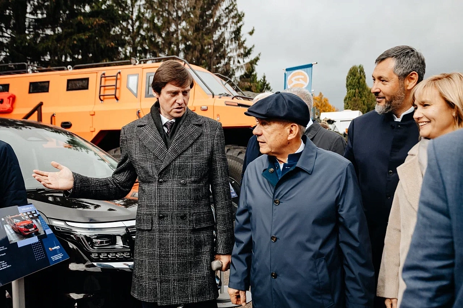 «Республика по праву является передовым промышленным регионом. Сегодня трудовые коллективы достойно решают поставленные задачи»