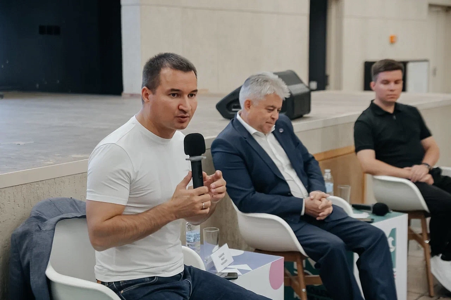 «Управленческая команда Челнов – одна из самых сильных в Татарстане. Если бы все такие были, мы бы в космос улетели»