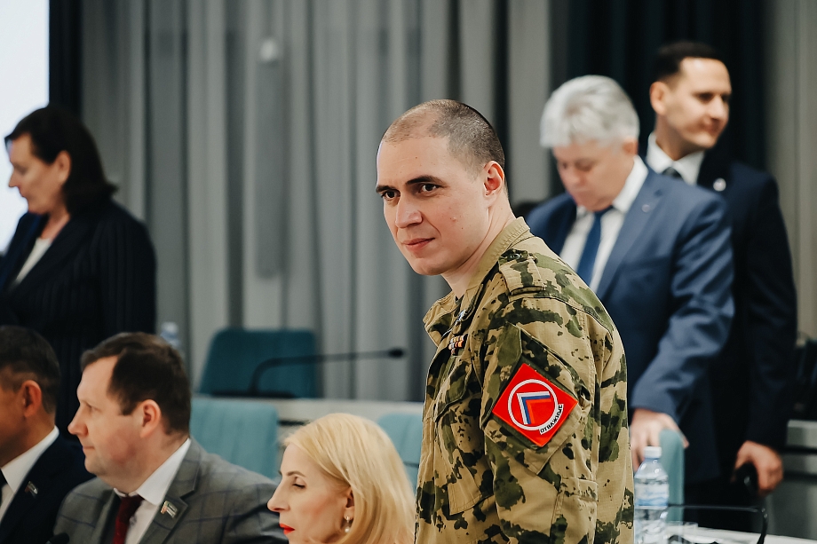 Раилю Минегалиеву вручили медаль Минобороны России