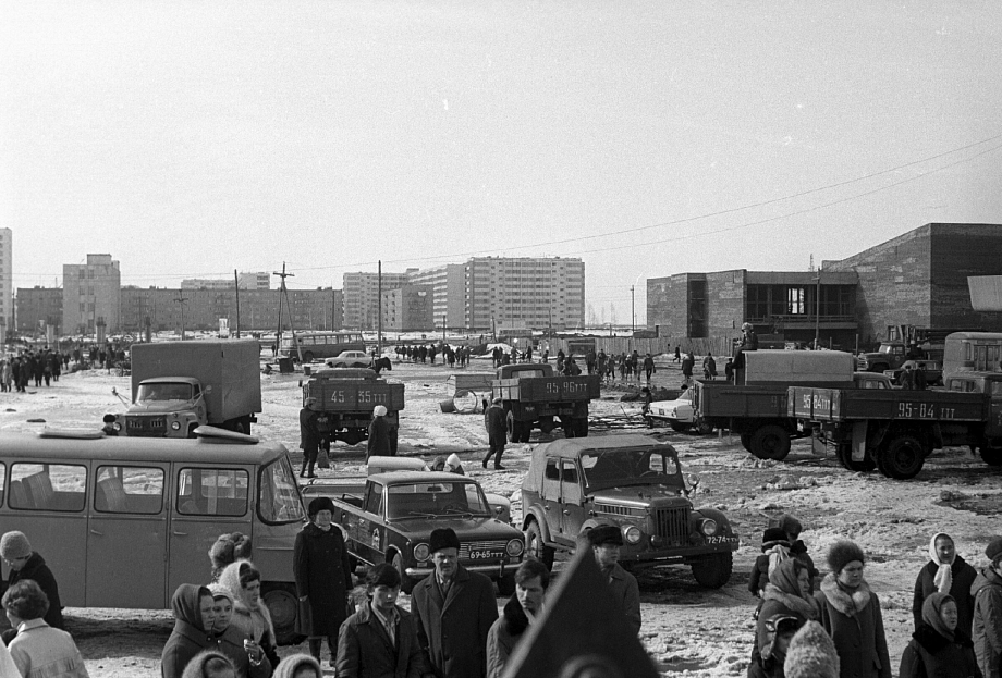 Как 50 лет назад Челны встречали масленицу (фото)