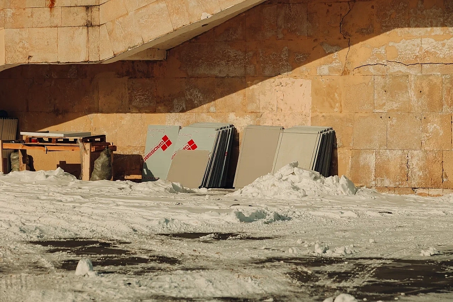 «То, что мы видим со зданием мэрии… Я считаю, что его хоронят живьем в композитном гробу»