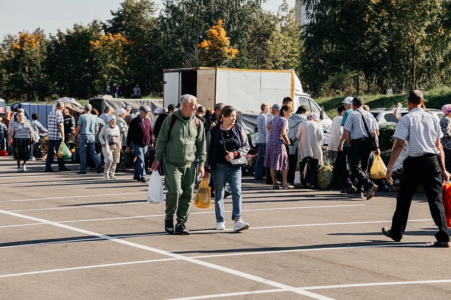 Фото: чем и как торгуют фермеры на сельхозярмарках в Челнах 