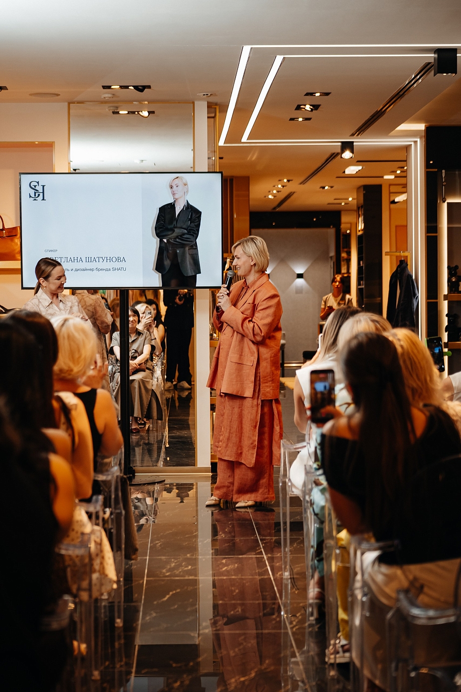 В QBOUTIQUE прошла встреча с создательницей российского бренда SHATU