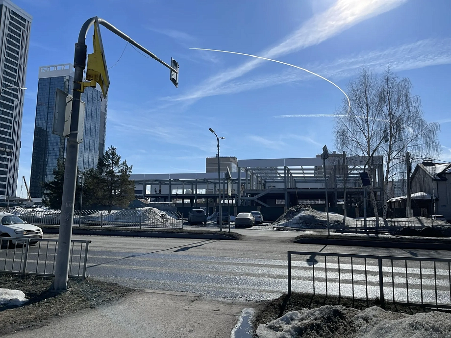В новом микрорайоне Челнов строят мини-торговый центр (фото)