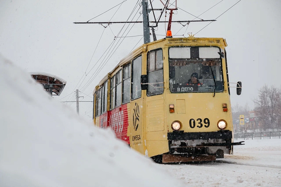 «Вокруг «КАМАЗа» были бандитские наезды. ЗМА это почти не коснулось. Видимо, думали: «Что с маленького завода взять?»