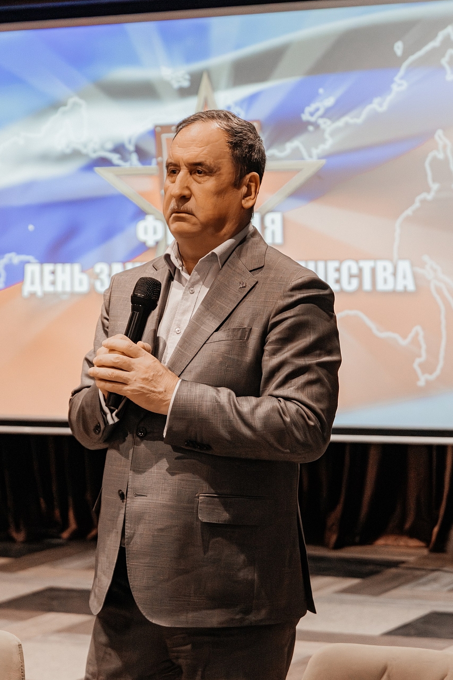  «Находясь на передовой, нам важно ощущать поддержку родственников, коллег, компании…»