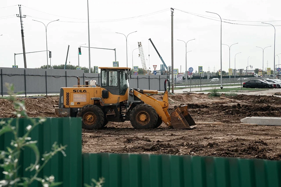 В Орловском поле приступили к строительству первого паркинга (фото)