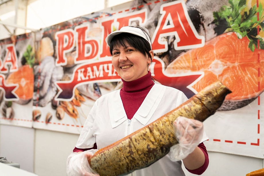 Народная, любимая, вкусная ярмарка в Набережных Челнах