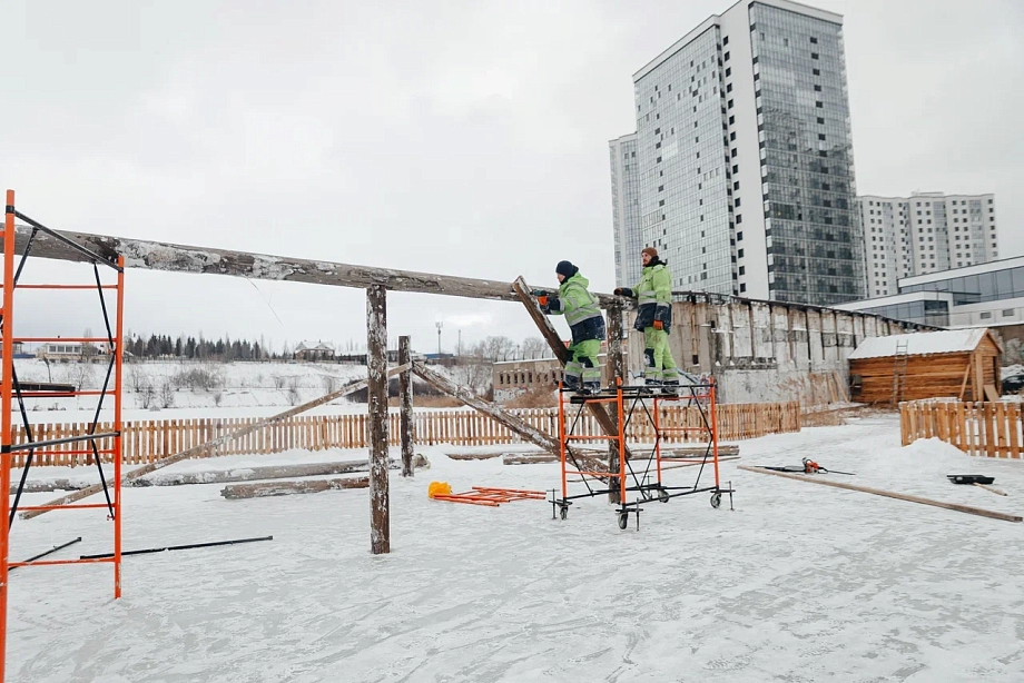 Фото: в Челнах на Мелекеске готовят купель для крещенских купаний