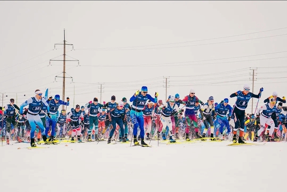 ВТБ: более 3,9 тысячи спортсменов закрыли сезон на Югорском лыжном марафоне