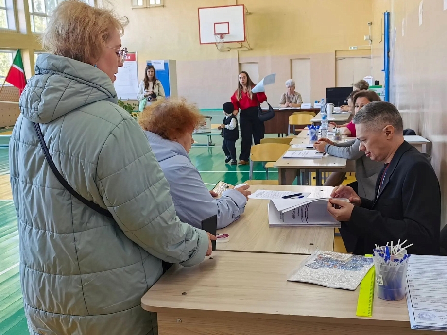 «Нужно самим выбирать путь» – Салахов о причинах голосовать