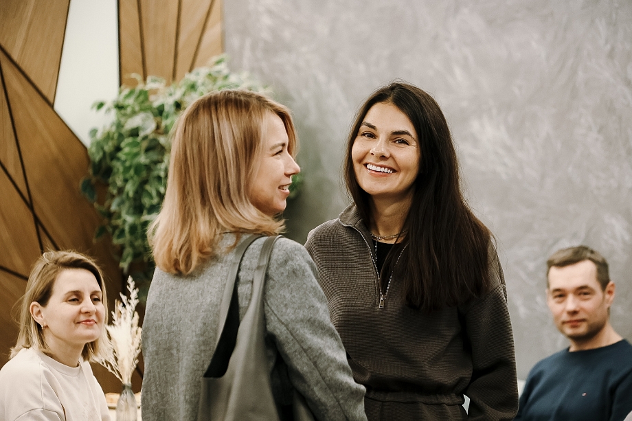 Дарина и Гомберг начали проект с Ваславского