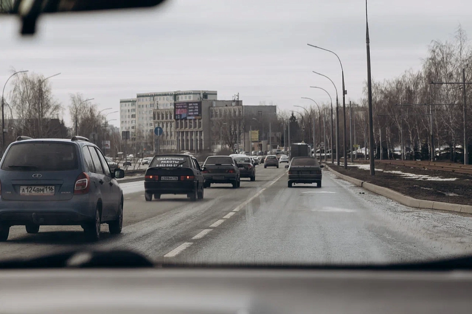 «Автобус есть, но не уехать. В маршрутку не залезешь, ждешь другую. Так быть не должно»