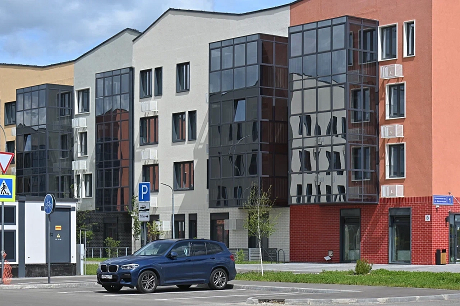 Ближе к Казани, но без городской суеты: почему челнинцы выбирают «Новый свет» Ближе к Казани, но без городской суеты: почему челнинцы выбирают «Новый свет»