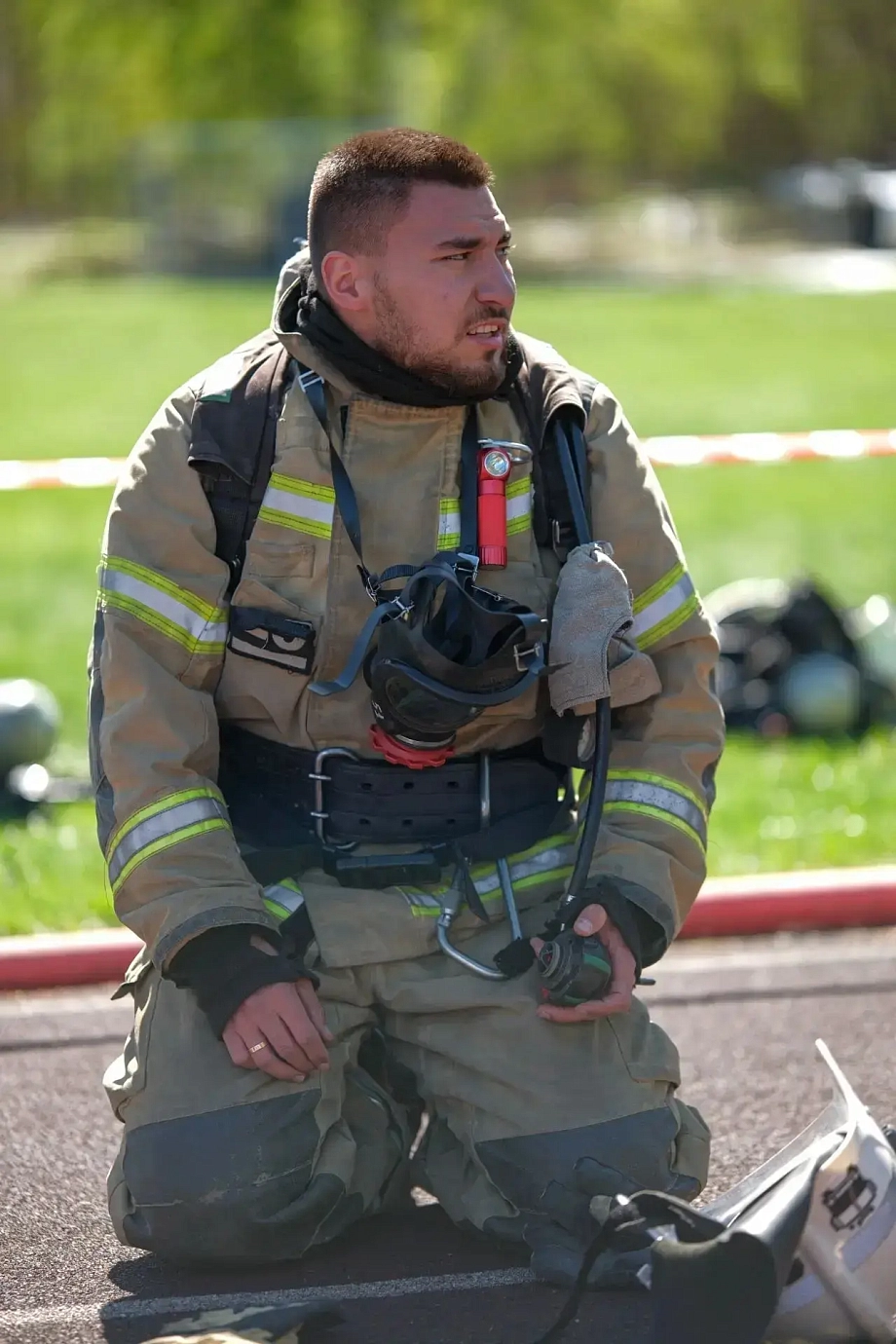 Во время взрыва в Нижнекамске погиб пожарный 