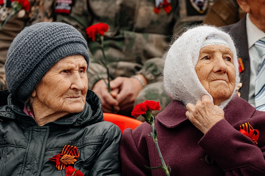 Фото: на парад Победы в Челнах собрались участники боевых действий разных лет 