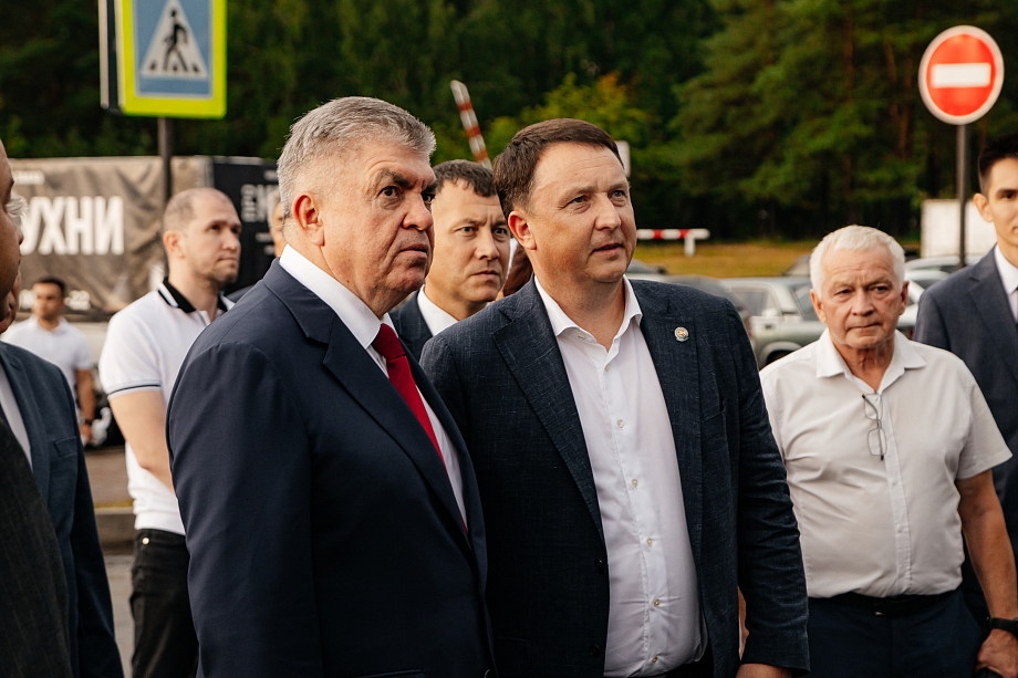 Как в Челнах отметили День строителя: выставка, награды и концерт