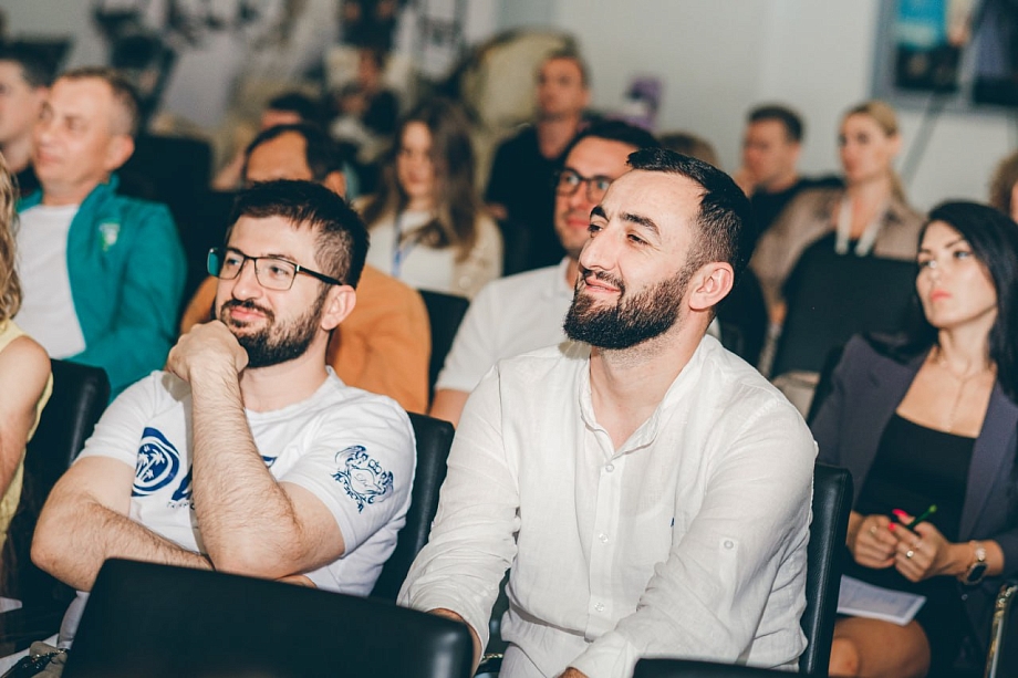 Мастерство влияния: как Игорь Давыдов учил общаться и продавать