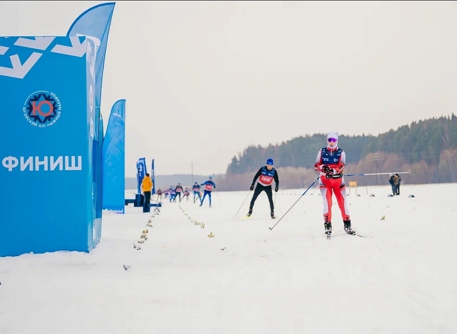 ВТБ: более 3,9 тысячи спортсменов закрыли сезон на Югорском лыжном марафоне