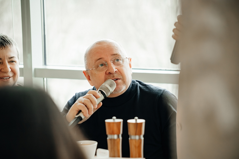 Гараев на бизнес-завтраке Дариной: «Ужаться и забыть про сверхприбыль»