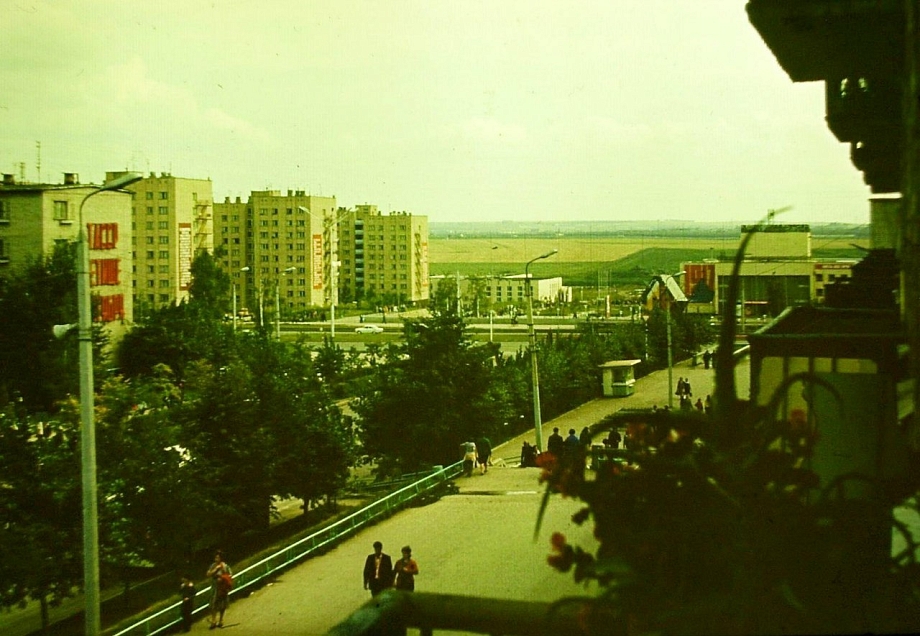 Вчера и сегодня: как изменилась некогда главная улица Челнов (фото)