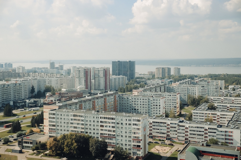 «Город задумывался как белый корабль на Каме – идея была по-настоящему впечатляющая. Не все удалось воплотить…» 