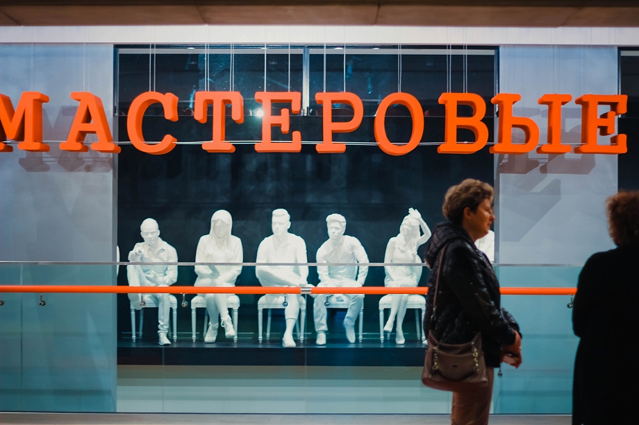 Народный артист России изучил Челны, проехав на трамвае