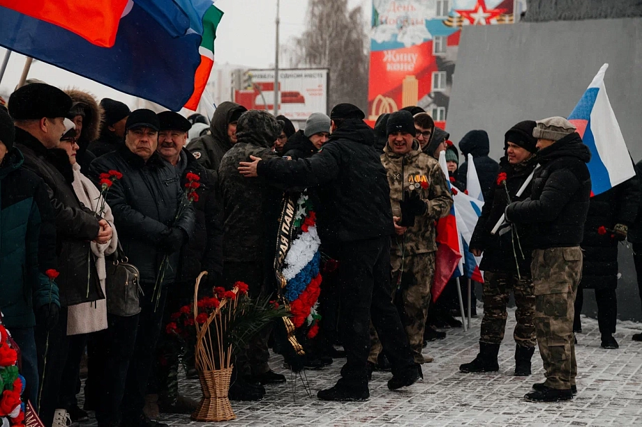 Фото: в Челнах почтили память воинов-интернационалистов