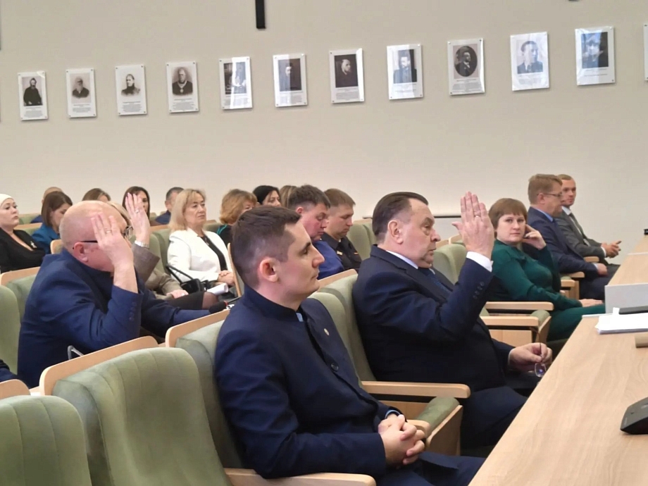 В Елабуге избрали нового руководителя исполкома района В Елабуге избрали нового руководителя исполкома района