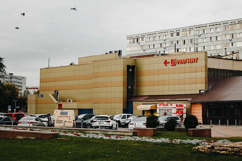 Фото: как продуктовый ритейл занимает невостребованные площади в Челнах