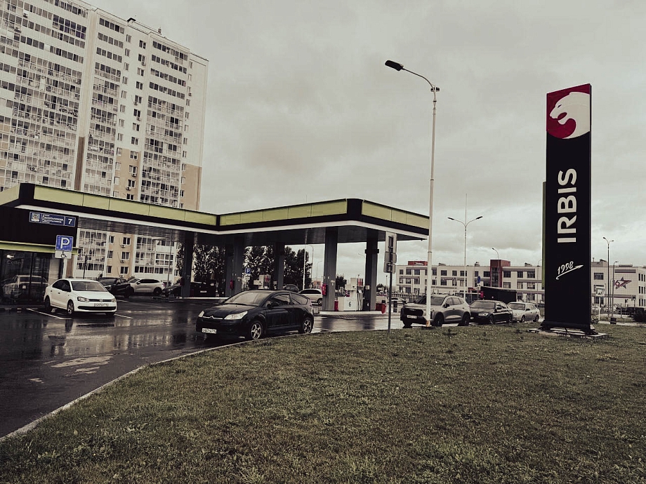 Топливный дефицит в Челнах: на АЗС – очереди и перебои с бензином (фото) Топливный дефицит в Челнах: на АЗС – очереди и перебои с бензином (фото)