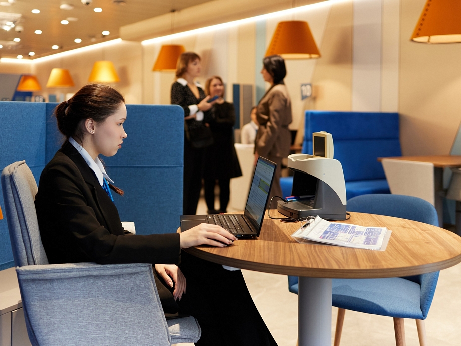 Удобнее и ближе: обновленный офис ВТБ открылся в Центральном районе Удобнее и ближе: обновленный офис ВТБ открылся в Центральном районе