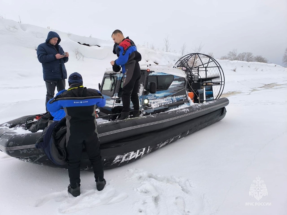 В Нижнекамском районе спасатели достали на реке тело пожилого рыбака