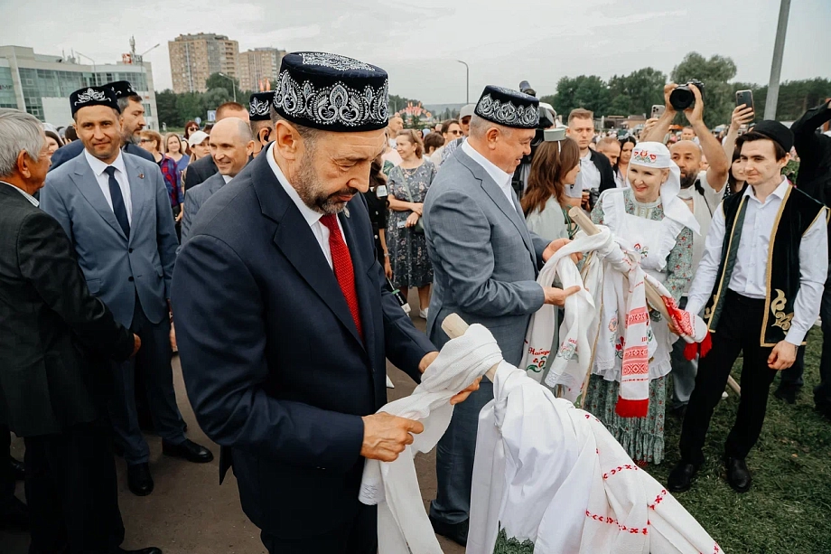 Фото: как встречали ВИП-гостей на Сабантуе в Челнах